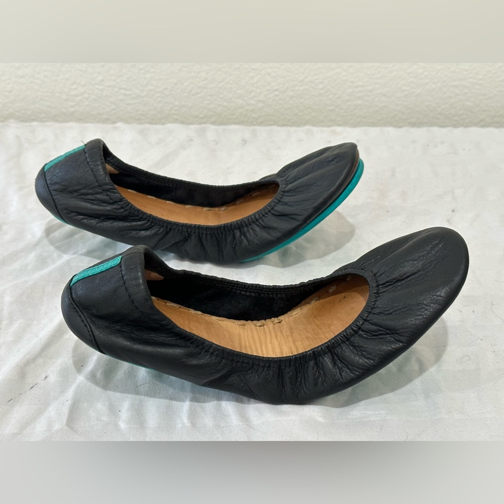 Black Tieks size 8